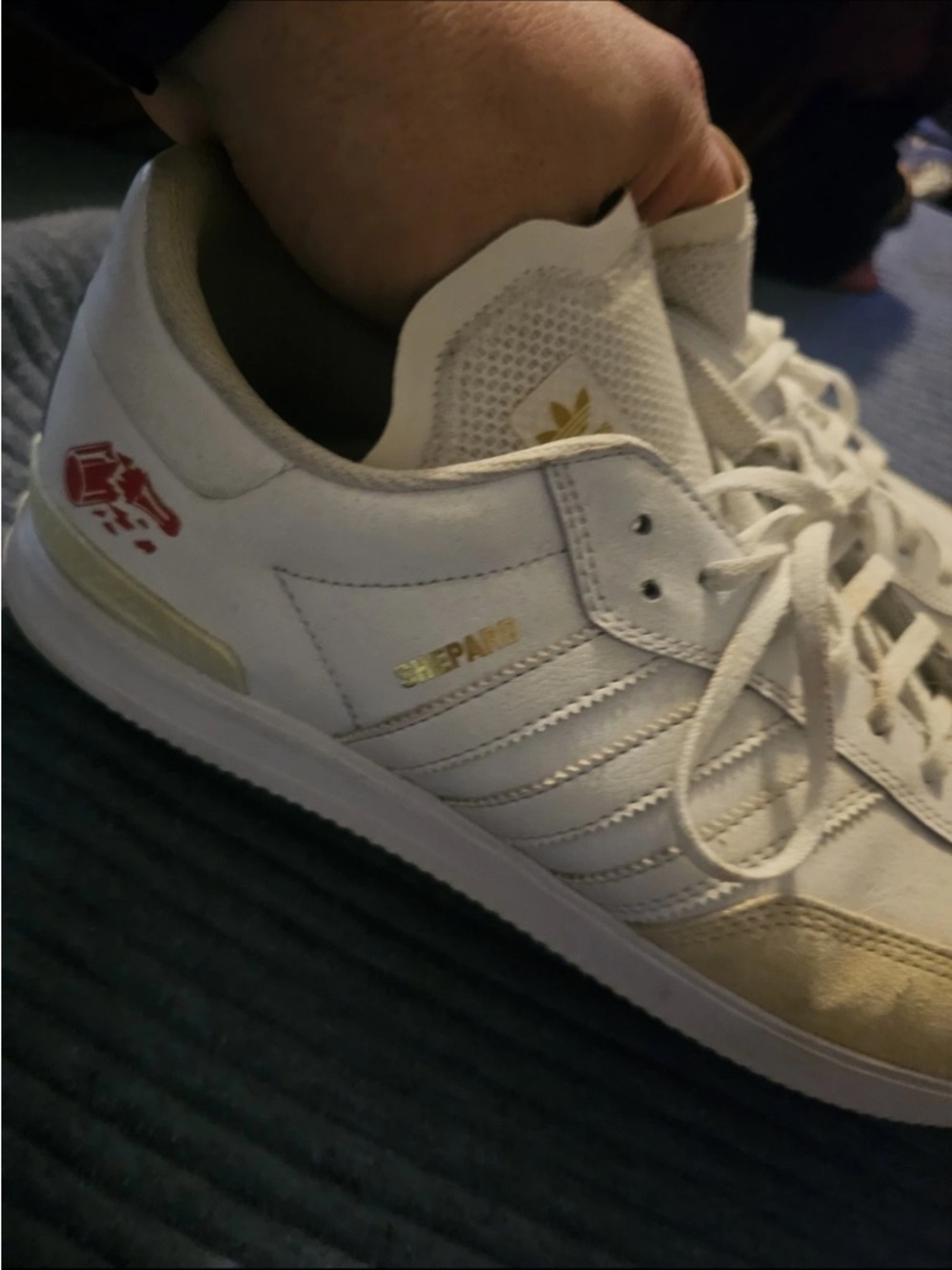 ADIDAS x Obey shepard fairey men’s sambas 13